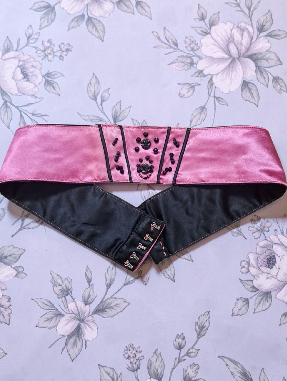Vintage Handmade Pink Satin Beaded Belt Women's 31.5" Hook & Eye Silky Feminine